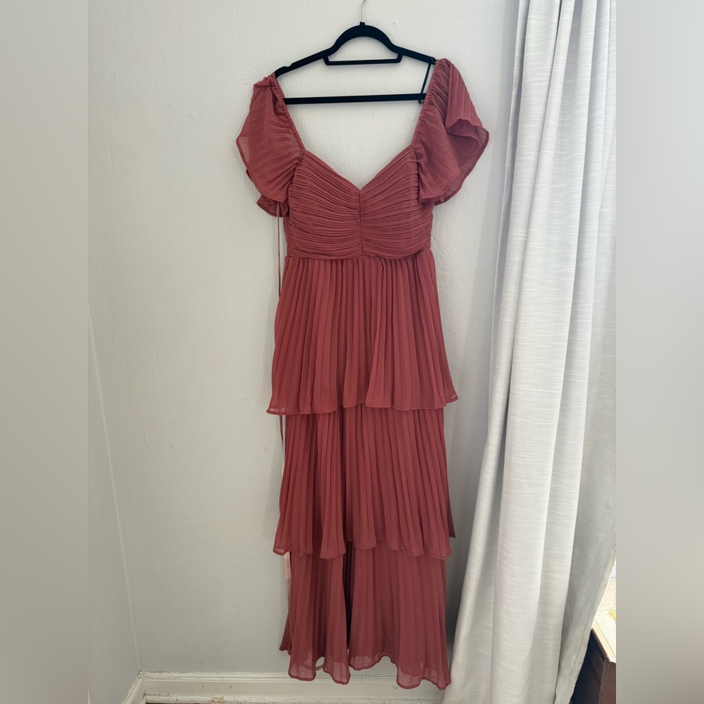 Lulu's Rusty Rose Pleated Midi Dress
